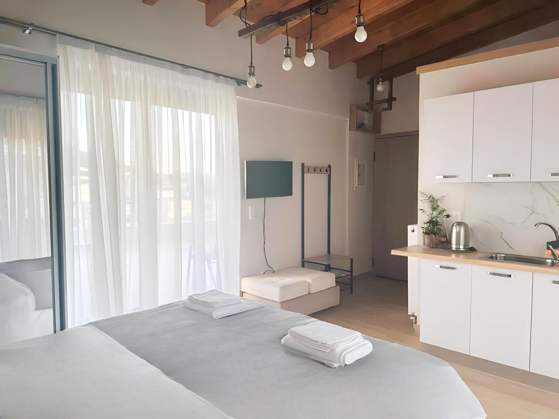 Elizabeth Apartment Athen